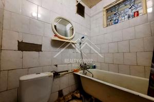 квартира за адресою Соборності вул. (Косіора), 33