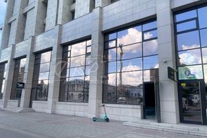 коммерческая по адресу Крещатик ул., 16