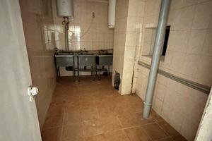 коммерческая по адресу Кам'янецька, 12