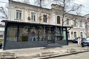 комерційна за адресою Хорива вул., 22