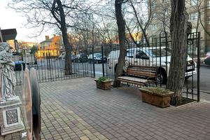 комерційна за адресою Лігінська вул., 2а