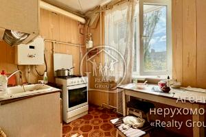 квартира за адресою Міжпланетна вул., 12