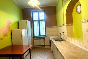 квартира за адресою Якова Остряниці вул., 8