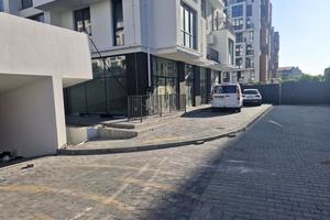 комерційна за адресою Миколи Бобяка вул., 8