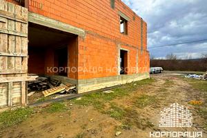 будинок за адресою Головна
