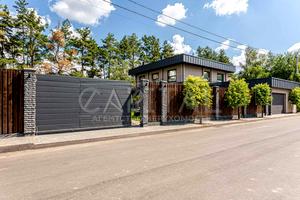 будинок за адресою Соснова