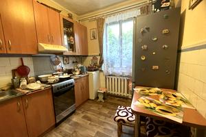квартира за адресою Квітнева вул., 3
