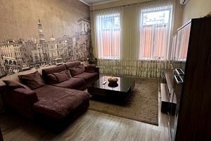 квартира за адресою Велика Васильківська вул. (Червоноармійська), 32-Б
