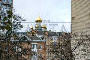 комерційна за адресою Варязький пров., 4-Б