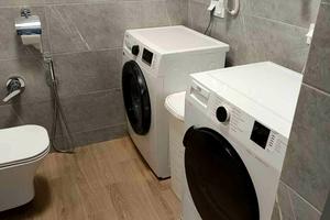 квартира за адресою Хіміків 28, 28