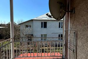 будинок за адресою с. Крихівці, Сірка Івана вул., 27
