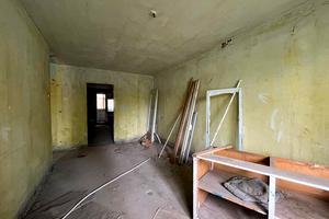 комерційна за адресою Міру, 21