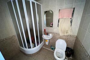 комерційна за адресою Довженка вул., 6а