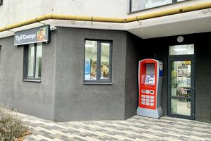 комерційна за адресою Мисливська вул., 24
