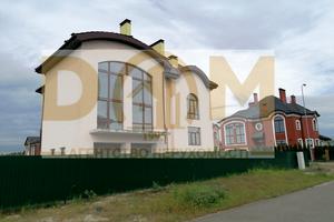 дом по адресу Сухомлинського