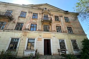 комерційна за адресою Кривий Ріг, Тихвинская, 15