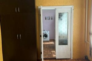 квартира за адресою Кам'янське (Дніпродзержинськ), Лісопильна вул., 76