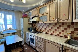 квартира за адресою Дмитра Майбороди вул. (Збишка), 9