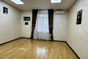 коммерческая по адресу Старонаводницкая ул., 6