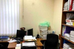 комерційна за адресою Лаврський пров., 7а