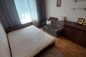 квартира за адресою Космонавтів вул., 86