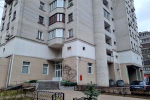 комерційна за адресою Михайла Брайчевського вул. (Металістів), 11-А