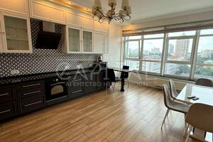 комерційна за адресою Кловський узвіз (Кловський), 7a