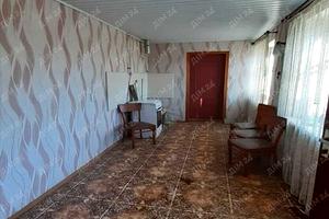 будинок за адресою Центральна, 1