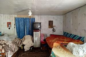 дом по адресу центральна