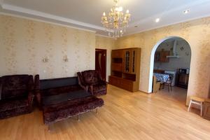 квартира за адресою Срібнокільська вул., 3-Б