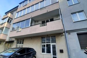 комерційна за адресою Якова Головацького вул., 21
