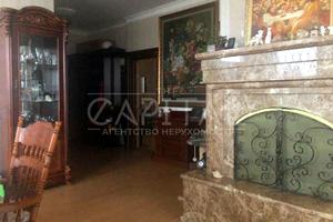 дом по адресу Квітнева, 38