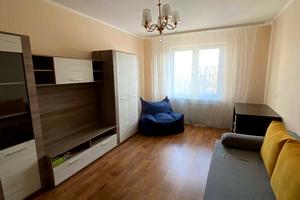 квартира за адресою Академіка Глушкова просп., 9е