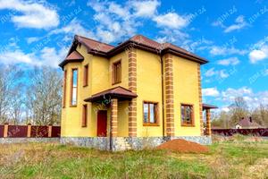 будинок за адресою с. Петрівка, Центральна, 1
