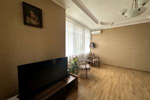 квартира по адресу Розваги, 27