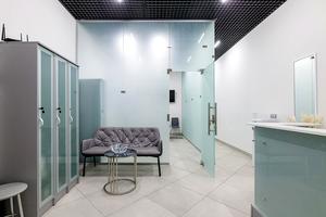 комерційна за адресою Миколи Устияновича вул., 8