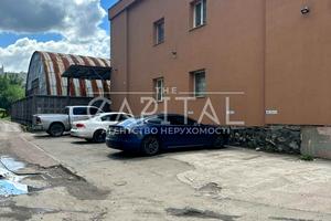 коммерческая по адресу Киев, Сентябрьская ул., 3