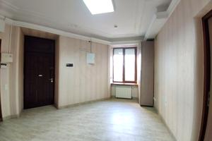 комерційна за адресою Дмитра Вітовського вул. (), 27