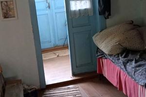 дом по адресу Центральна
