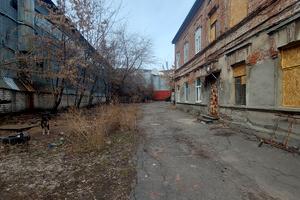 комерційна за адресою Мало-Гончарівська, 27