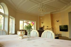 дом по адресу Парниковая ул., 7