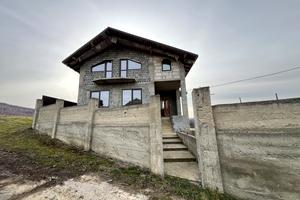 дом по адресу с. Ореховица, Оріхова, 12