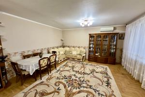 квартира за адресою Вишняківська вул., 9