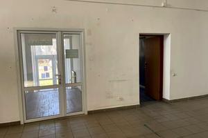 комерційна за адресою Зелена вул., 150