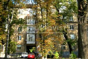 комерційна за адресою Князів Острозьких вул. (Московська), 39