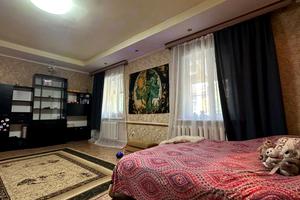 квартира по адресу Святониколаевская ул., 3