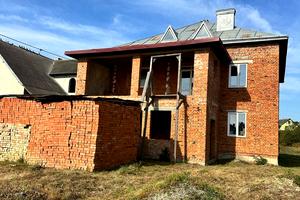 дом по адресу надвірнянська, 76