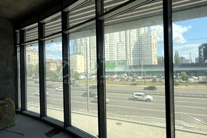 комерційна за адресою Миколи Міхновського бульв. (Дружби Народів), 13