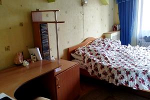 квартира за адресою Ореста Левицького вул. (Академіка Курчатова), 18