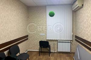 комерційна за адресою Центральний вул. (Лермонтова), 4